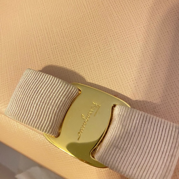 Salvatore Ferragamo Crossbody Chain Bag - Picture 7 of 7